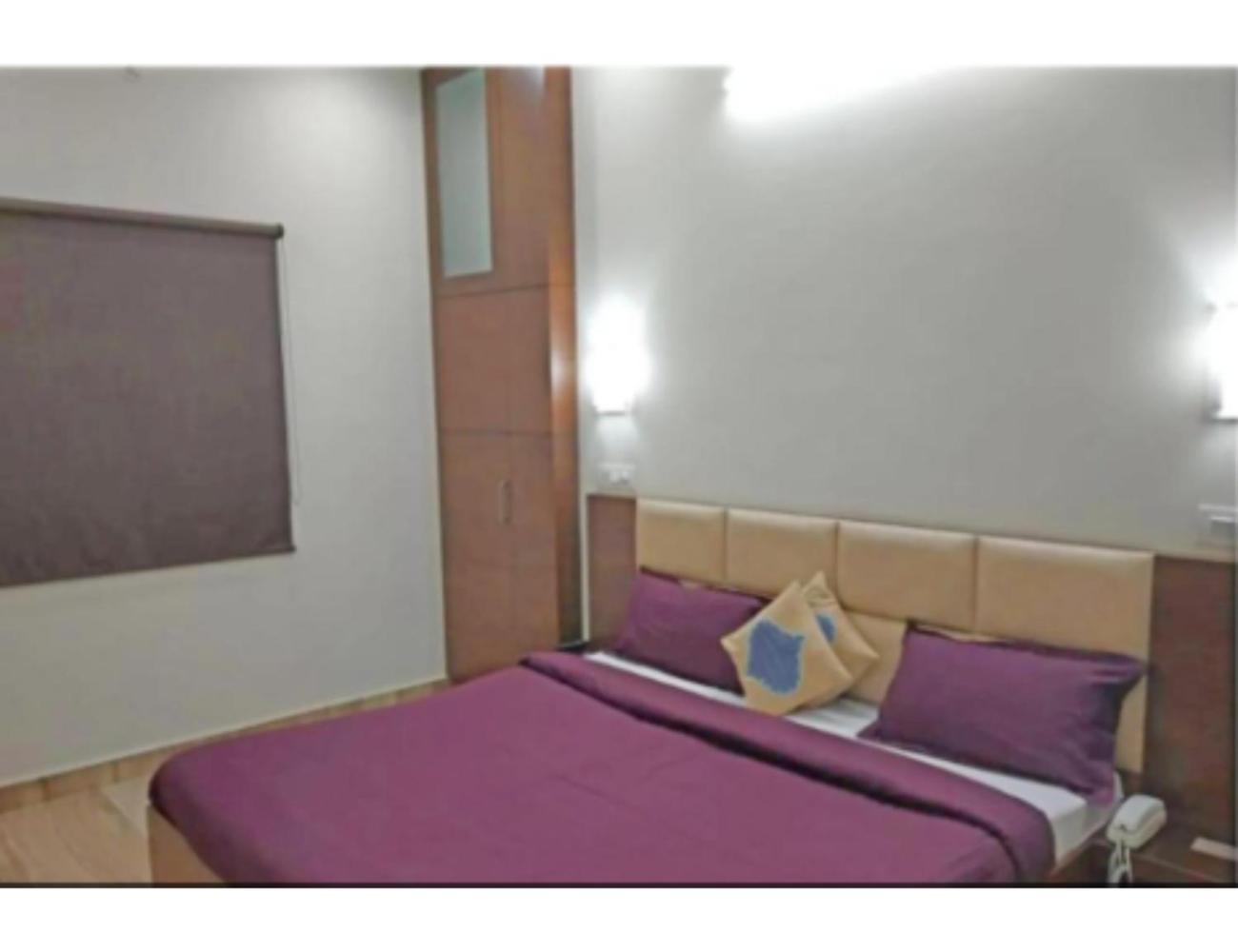 Hotel Basera Guest House, Saharanpur Exteriör bild